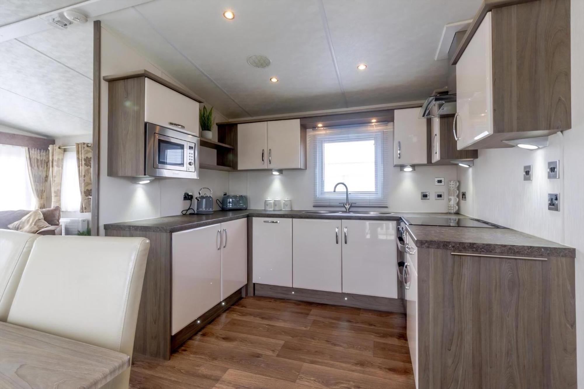 Beautiful 6 Berth Caravan By The Beach In Suffolk Ref 40076Nd Lowestoft Luaran gambar